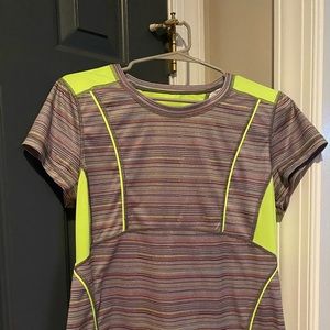 Fila women’s gray and green sports top size M